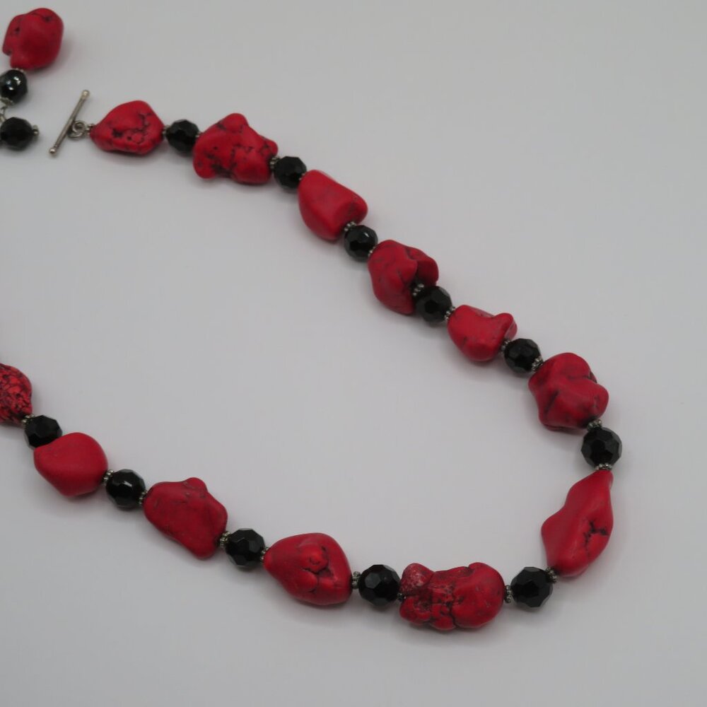 Vintage Coral Beaded Necklace Sterling Silver Toggle Clasp - Picture 7 of 10